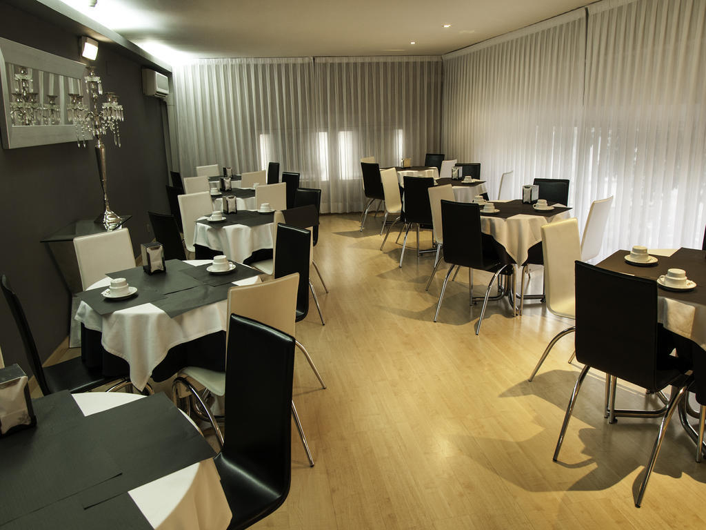 Ramon Berenguer IV Hotel Lleida Exterior photo